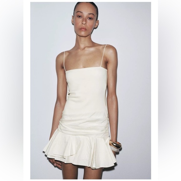 Spring /summer 🌺 NWT ZARA VOLUME dress S and M 
🚨 My prices are firm no discount - Picture 5 of 14